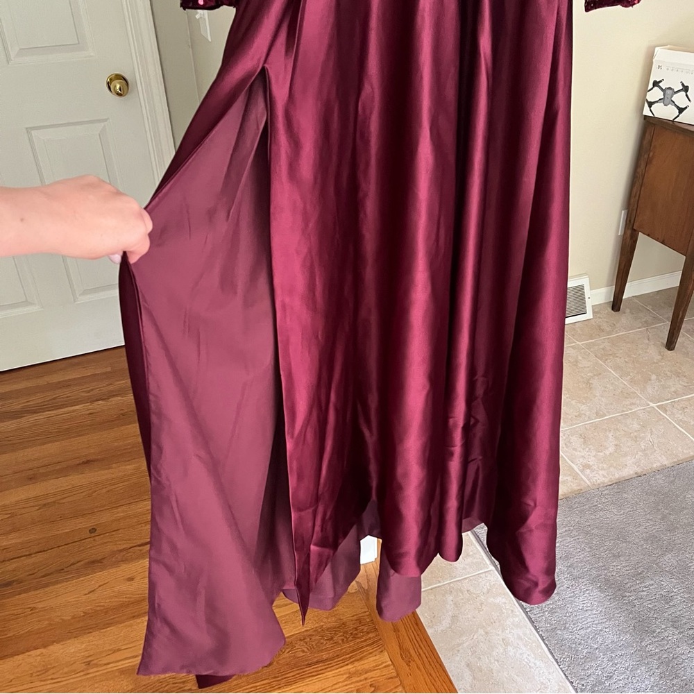 V Neck Long Sleeve Prom Dress Slit Sequin Satin Formal Evening Gown - Picture 7 of 10